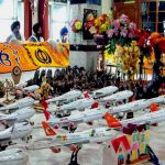 धिगुराह द्वीप नीले आसमान के नीचे सफेद रेत से ढका स्वर्ग का एक टुकड़ा