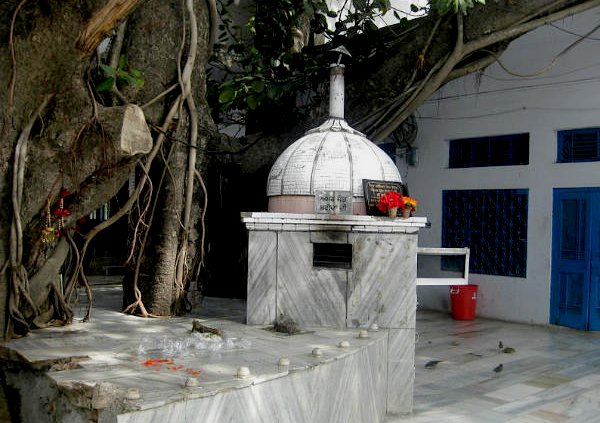  शहीद बाबा निहाल सिंह गुरुद्वारा